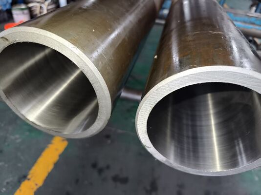Acheter H8 Tolérance Tuyaux affûtés à résistance à la traction ≥ 600 MPa et Ra 0,2-0,4 Grosseur pour les cylindres hydrauliques fabrication en ligne
