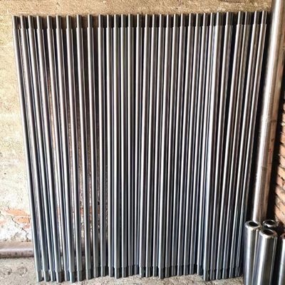 Entre 25 et 30 degrés 2 microns 0,4 Machines d'ingénierie à piston à tige électroplatée